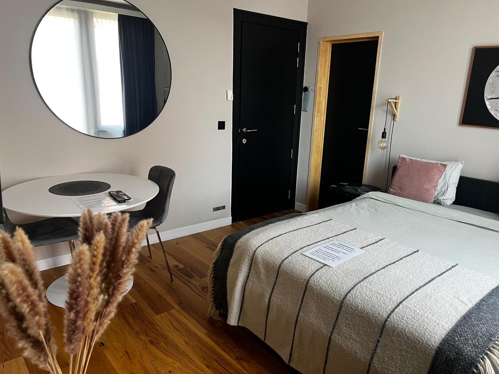 Cosy Boutique Hotel Leuven - Self Check In Cameră foto