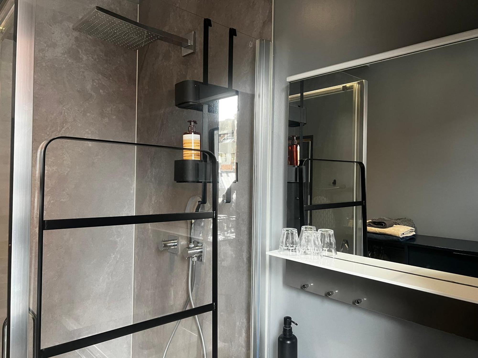 Cosy Boutique Hotel Leuven - Self Check In Exterior foto